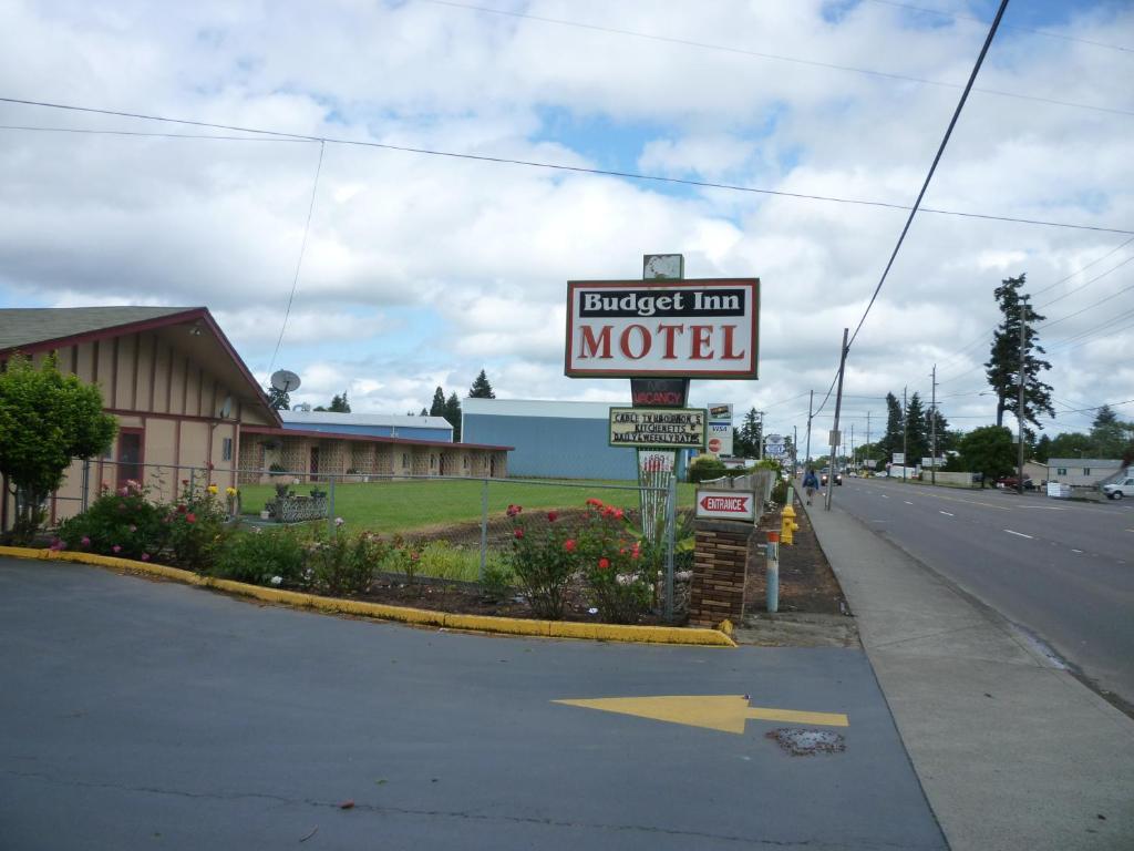 Budget Inn Motel Woodburn Exterior photo