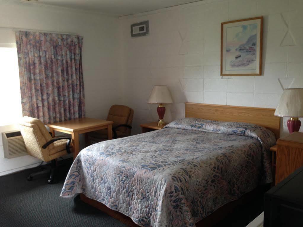Budget Inn Motel Woodburn Exterior photo