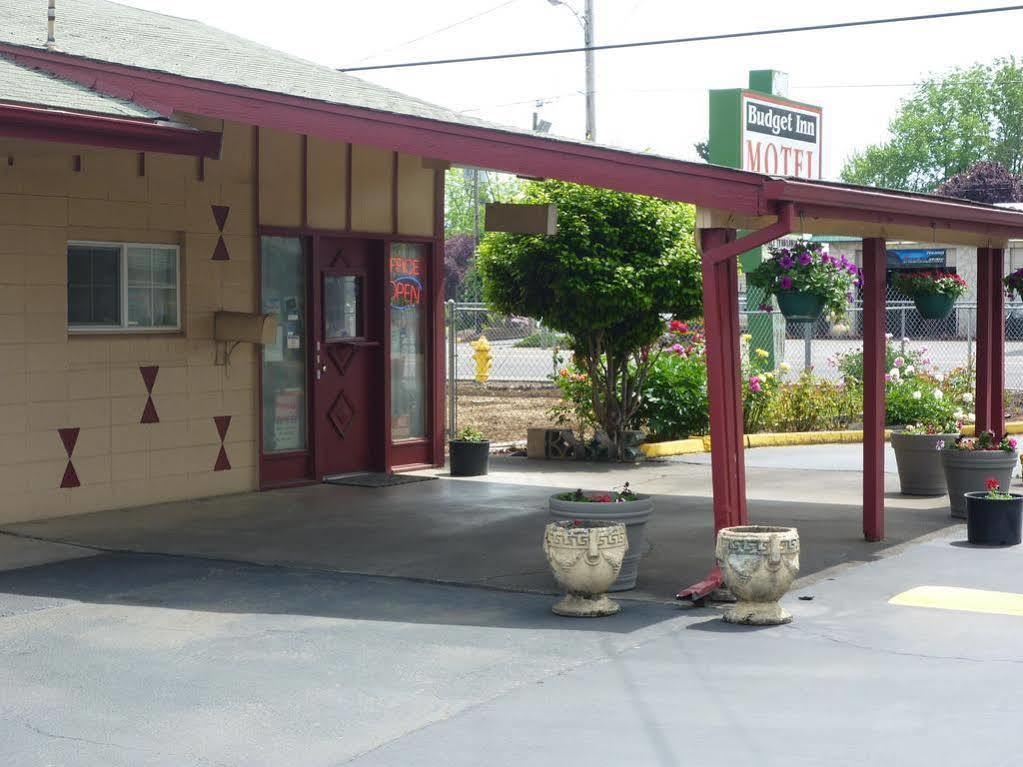 Budget Inn Motel Woodburn Exterior photo